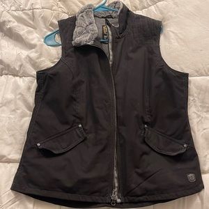 Noble vest